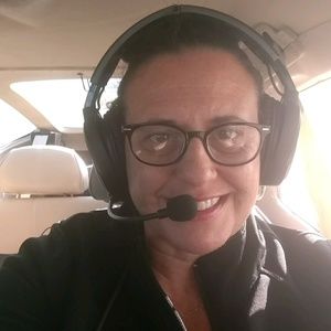 Meet your Posher, Hallie